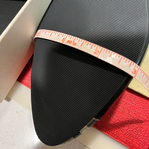 BURBERRY AUTHENTIC HAYMARKET YATES COATED CANVAS LEATHER BALLET… - Picture 15 of 17